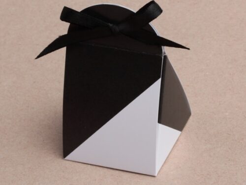 Boite à dragees noir et blanc