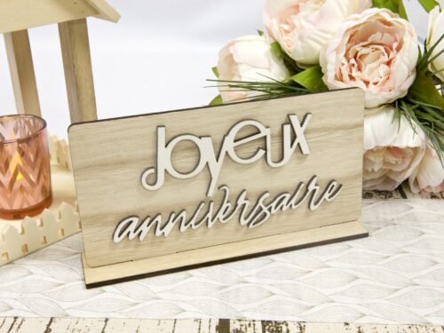centre de table joyeux anniversaire en bois
