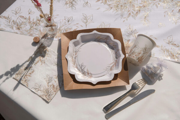 Assiette bohème motif feuillage