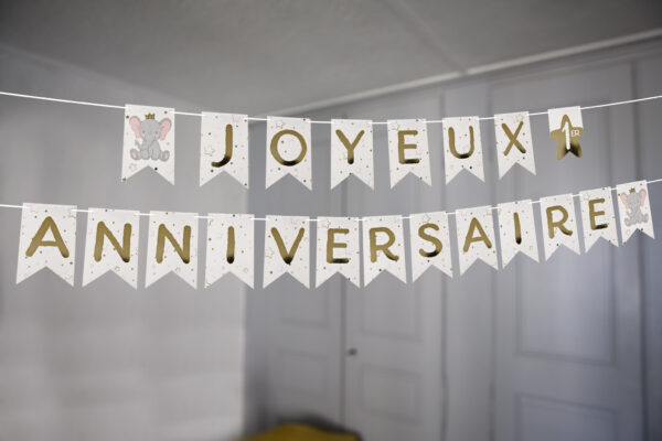 guirlande joyeux anniversaire éléphant