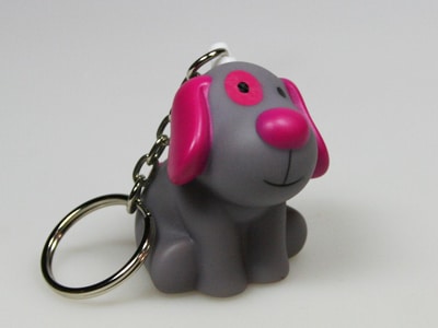 Porte clés Bill le chien dragées baptême - Gris et fuchsia