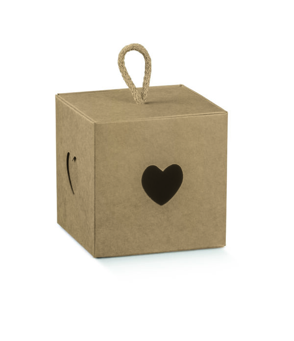 Boite cube kraft avec coeur