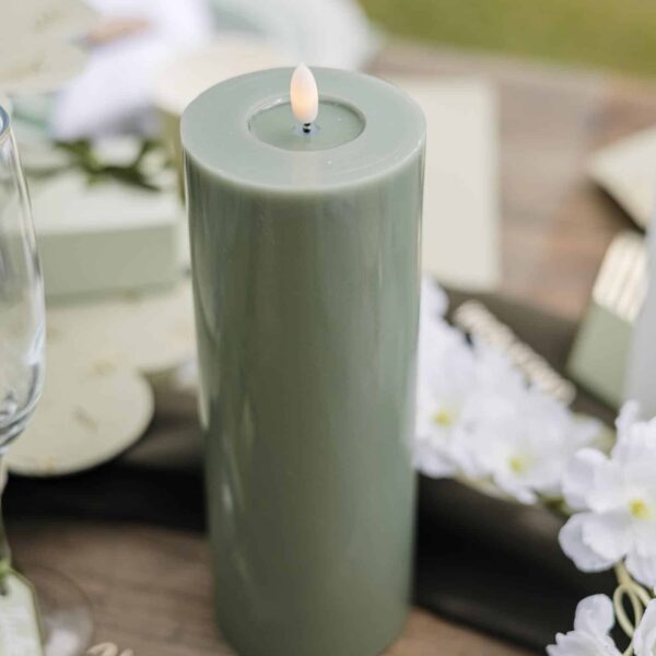 Bougie led cylindrique vert Sauge vert eucaltyptus 20cm
