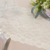 CHEMIN DE TABLE DENTELLE AVEC ROSES