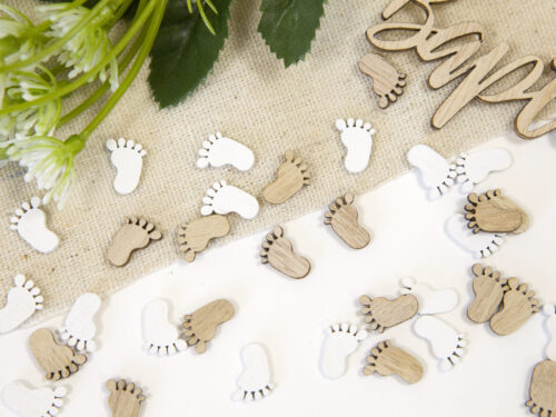 Confettis de table petits pieds en bois
