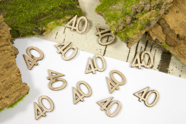 confettis de table anniversaire bois 40 ans