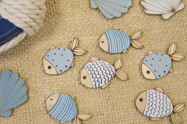 confettis de table thème mer en bois