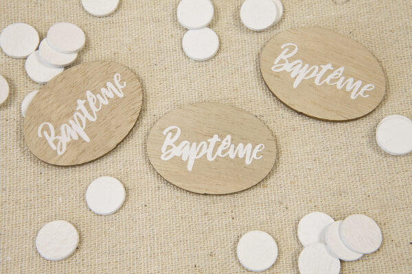 confettis de table baptême en bois