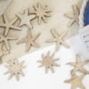 confettis de table en bois naturel forme étoile de mer