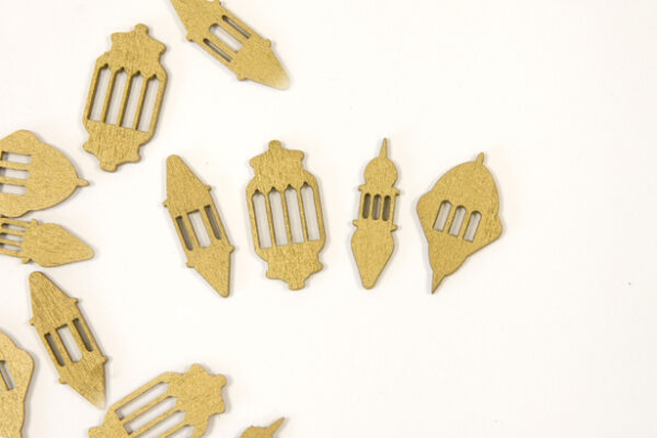 confettis table lanterne or décoration orientale