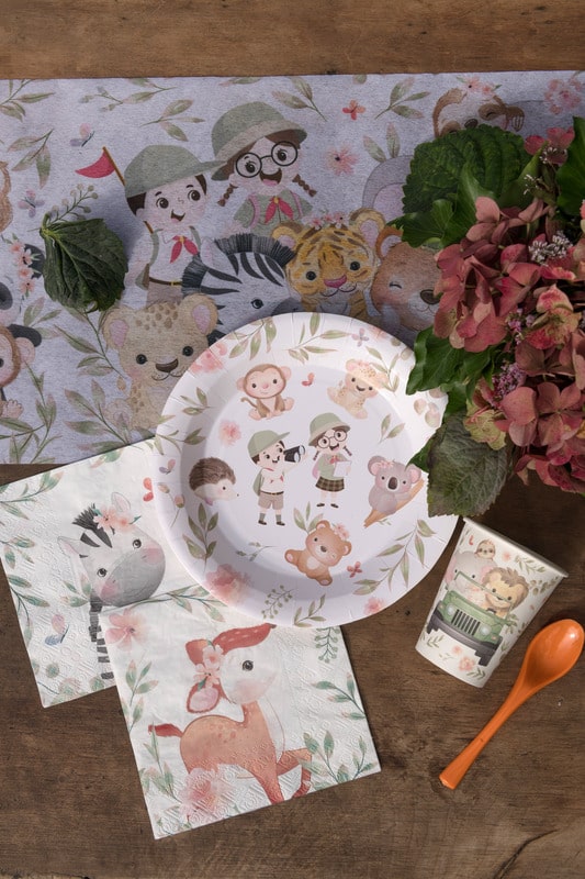 Decoration anniversaire safari explorateur fille