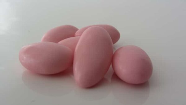 dragées amandes rose pastel