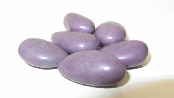 dragées amande violet
