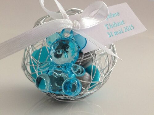 Boule métallique à dragées avec pendentif ourson turquoise