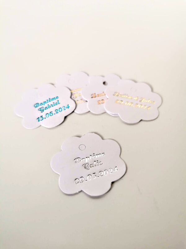 etiquette dragées fleur blanche