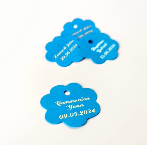 Etiquette dragées fleur turquoise