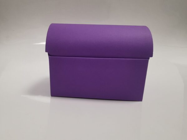 Boite a gateau violet