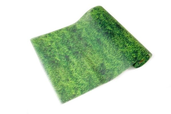 chemin de table pelouse