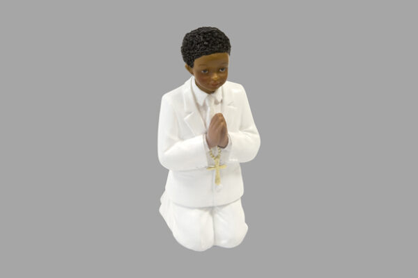 sujet communion garçon agenouillé grand modèle