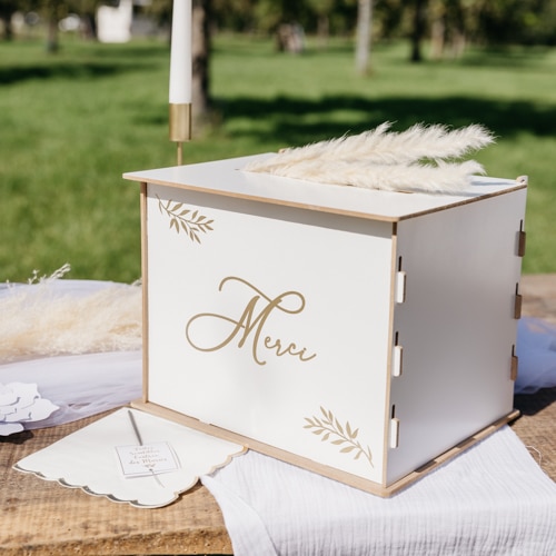 Urne en bois blanc et or merci