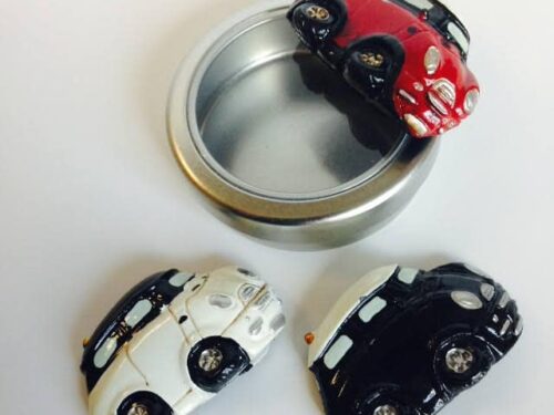 Voiture dragees aimanté