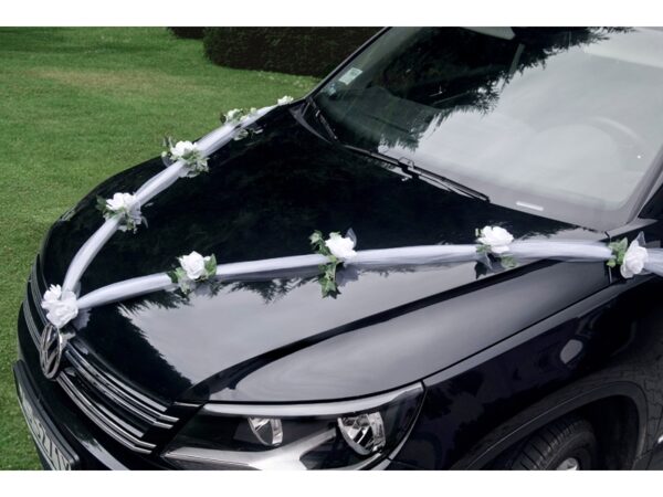 guirlande tulle déco voiture mariage