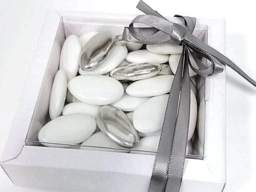 boite a dragees carré blanc et couvercle transparent 2