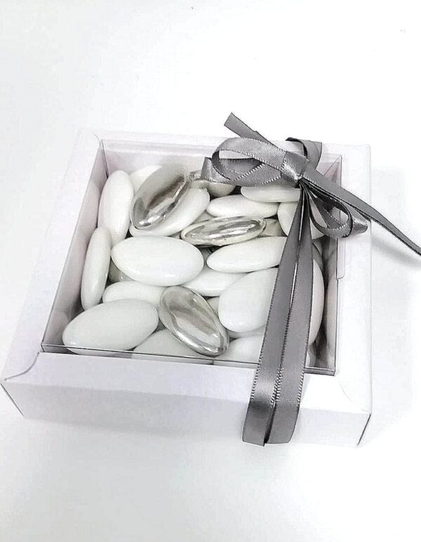 boite a dragees carré blanc et couvercle transparent 2