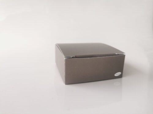 boite a dragees taupe carré (1)