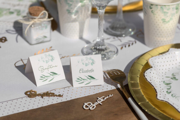 marque place bapteme vegetal et or