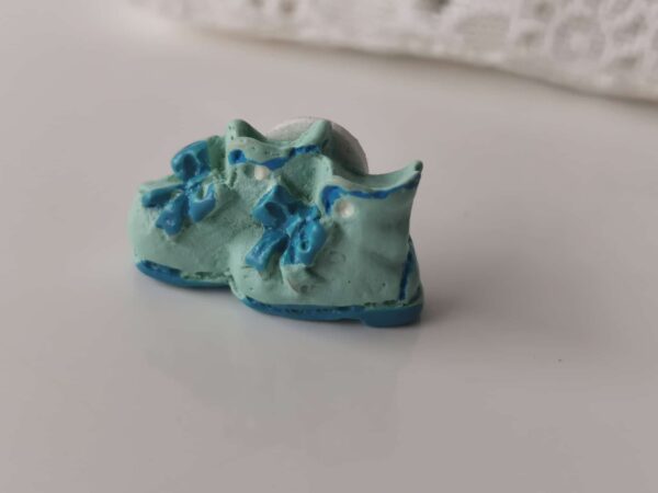 chausson bleu sticker