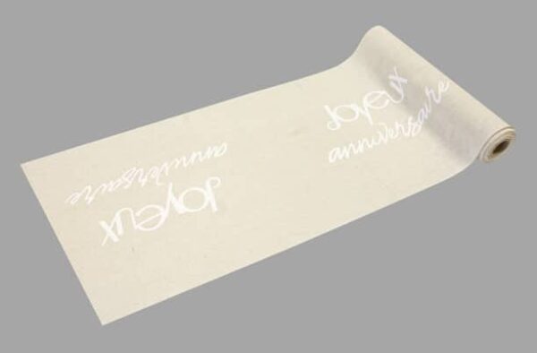 chemin-de-table-joyeux-anniversaire