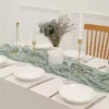 chemin_de_table_mariage_vert_sauge_cheesecloth gaz de coton
