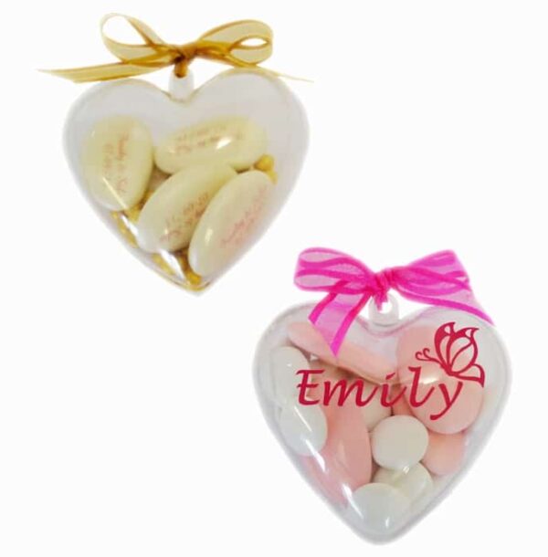 Coeur transparent dragées plexi.
