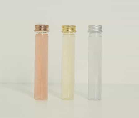 eprouvette dragees pvc avec bouchon