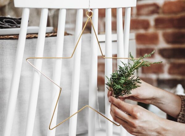 étoile doré fleurs