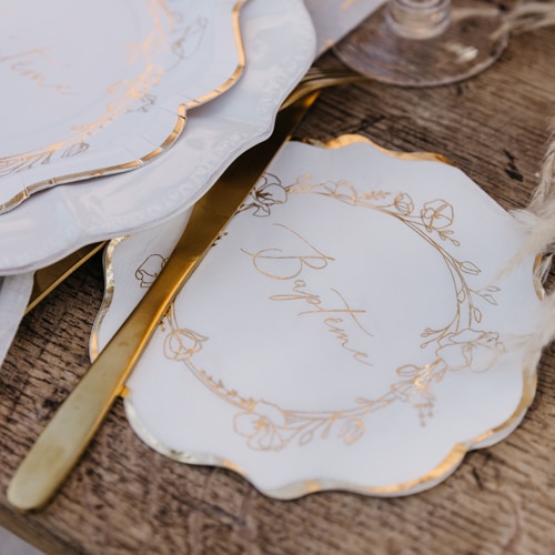 serviette baptême blanc et or