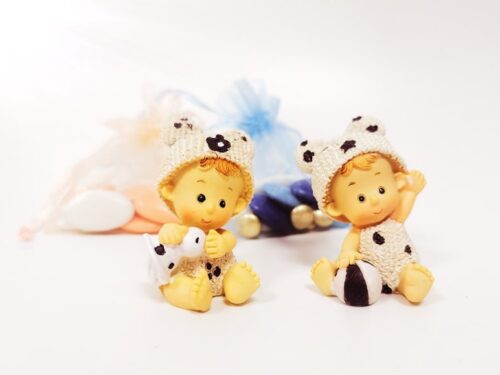 sujet bebe avec bonnet